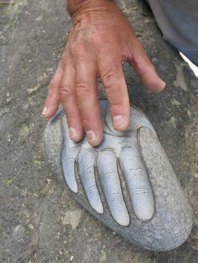 escultura-mano